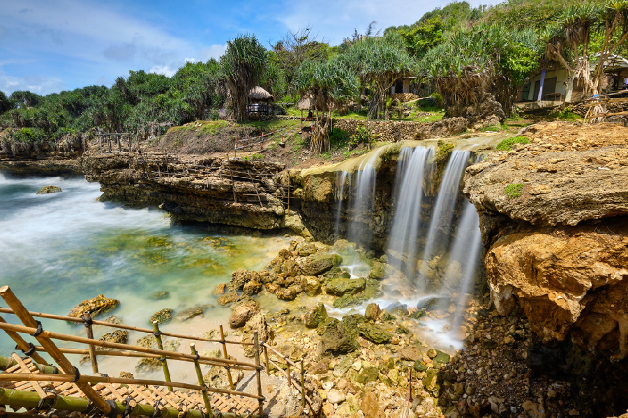 best beaches in indonesia