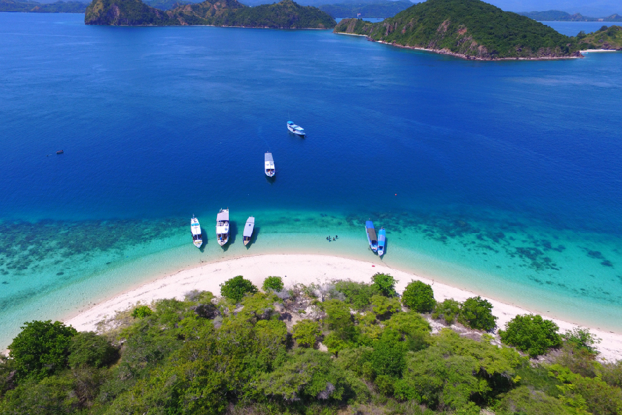 spot diving dan snorkeling di labuan bajo
