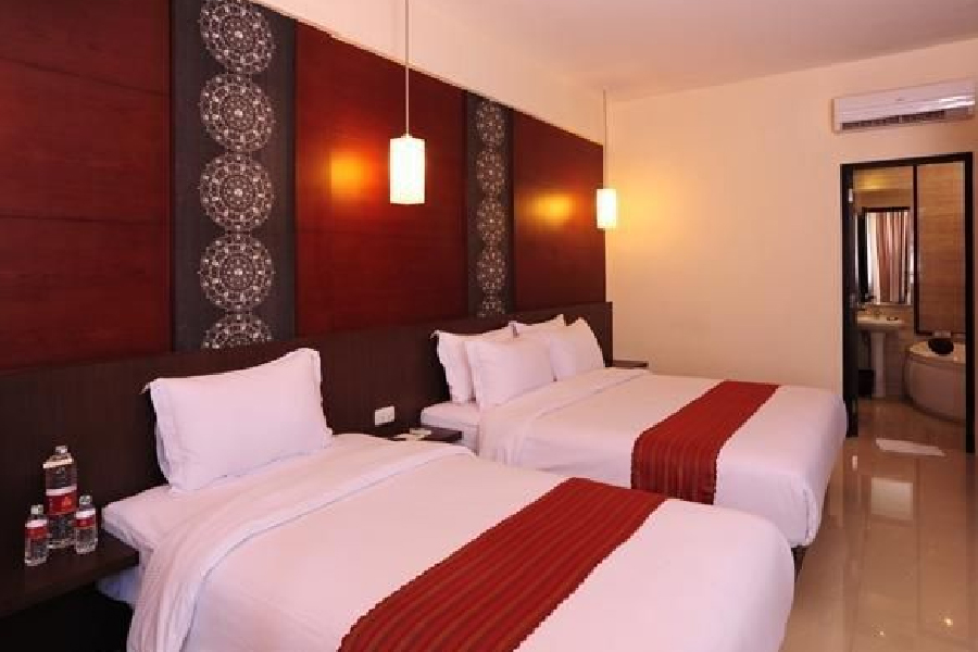 padang hotel recommendations