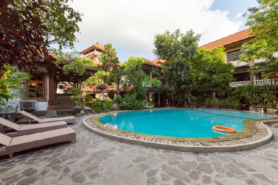 rekomendasi hotel bali flashpacker