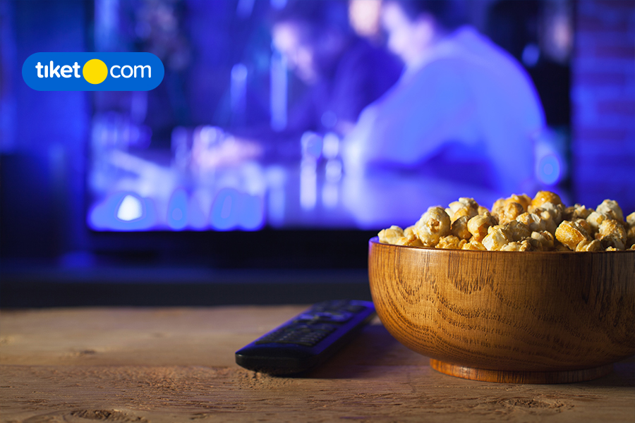 5 Travel-Themed Movies to Watch at Home that Will Inspire Your Wanderlust