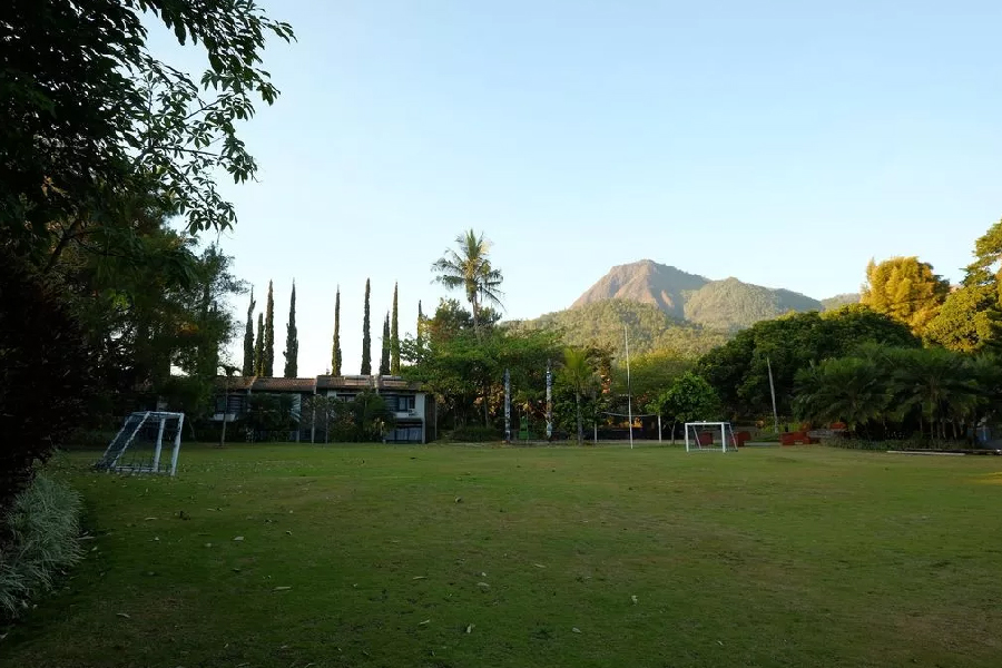 eL hotel kartika wijaya batu