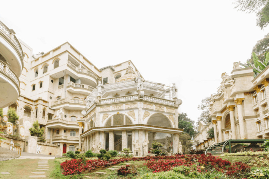 Grand Paradise Hotel