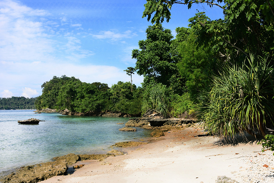 Pantai di Lampung