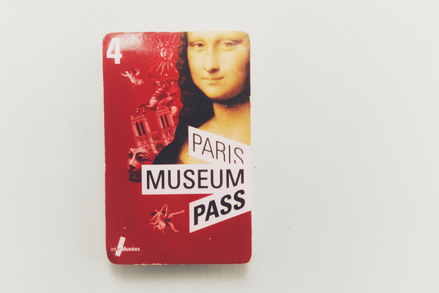 holiday in paris