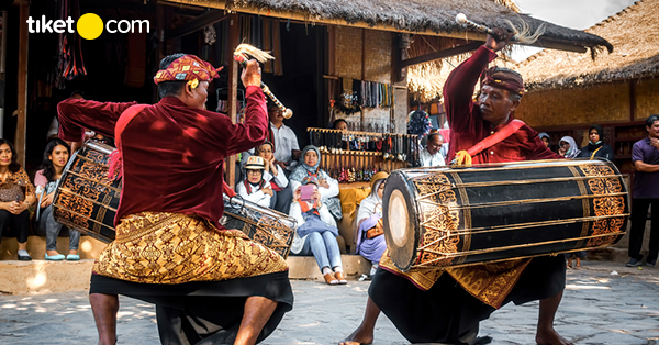 Festival Pesona Bau Nyale, Tradisi Meriah yang Digelar Setahun Sekali di Lombok