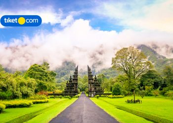 11 Pura Indah di Bali, Ada yang Bikin Enteng Jodoh!