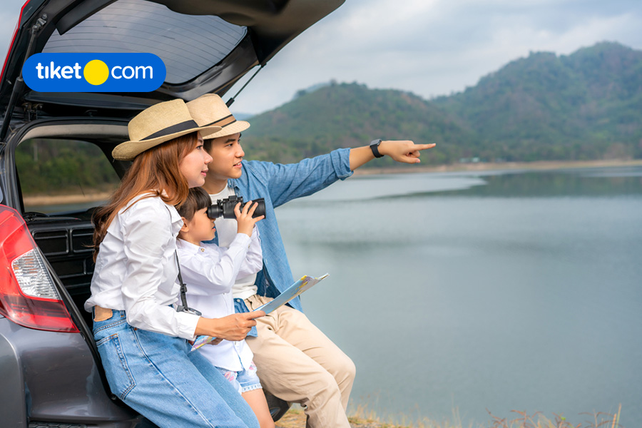Libur Panjang, Ini Dia Pilihan Destinasi Road Trip di Luar Pulau Jawa!