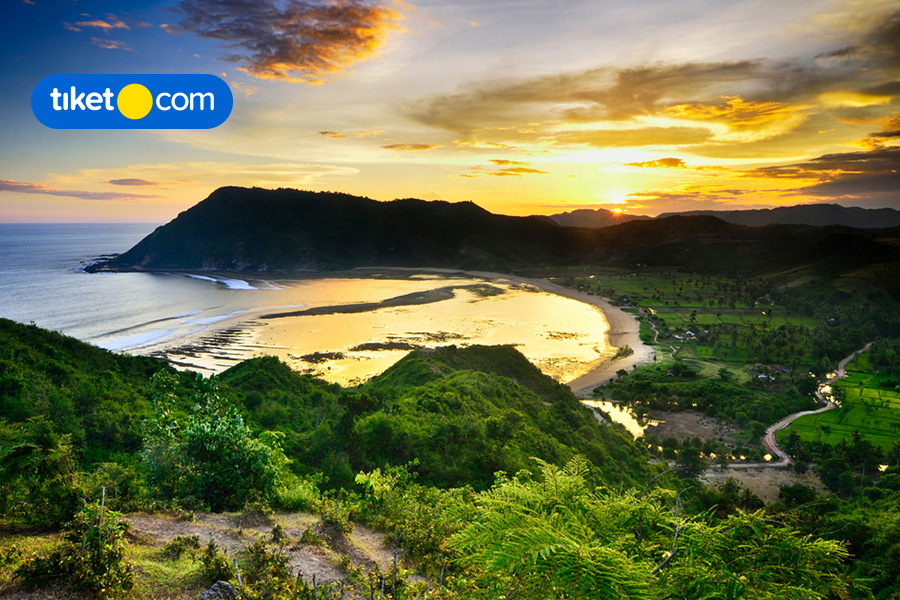 Keindahan Mandalika: Ini Alasan Kenapa Mandalika Wajib Menjadi Destinasi Wisata Kamu Selanjutnya!