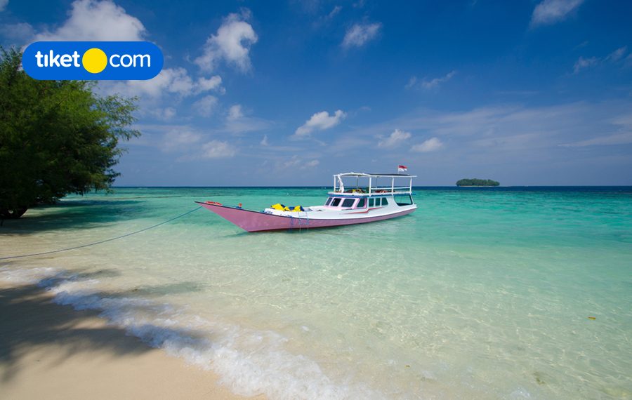 5 Tricks to Save Money While Backpacking to Karimun Jawa, Central Java