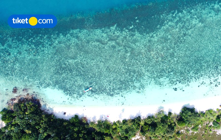 8 Pristine Beaches in Riau Archipelago for a Perfect Getaway!