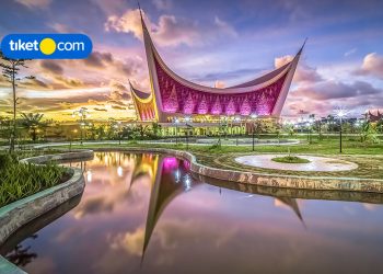 7 Masjid Unik yang Cuma Ada di Indonesia