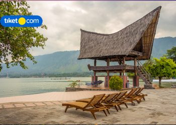 lake toba