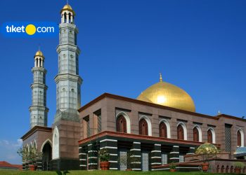 golden dome mosque depok