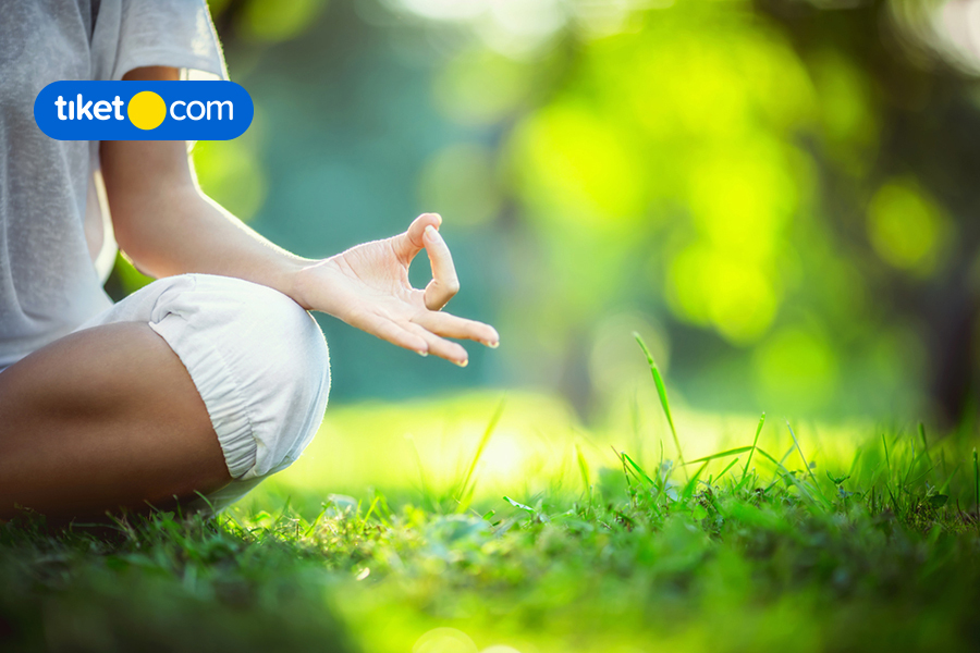 Recharge and Meditate at These Relaxing Yoga Retreats in Jogja