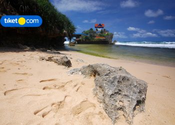 Pantai di Gunung Kidul