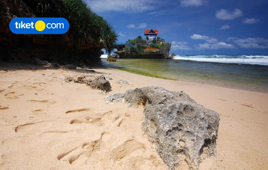 Pantai di Gunung Kidul