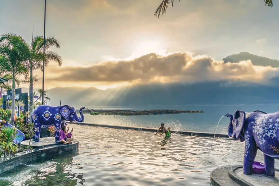 Flashpacking to Bali