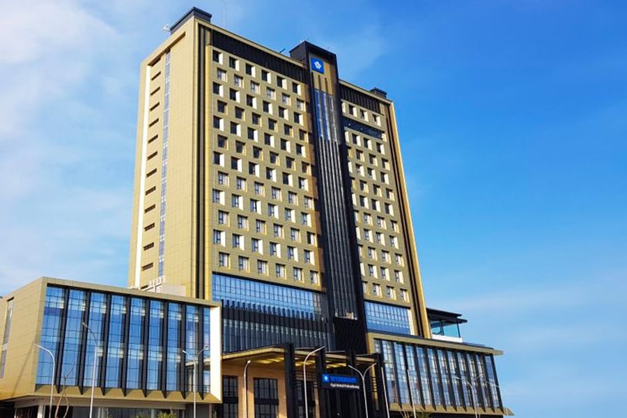 luxurious hotels palembang