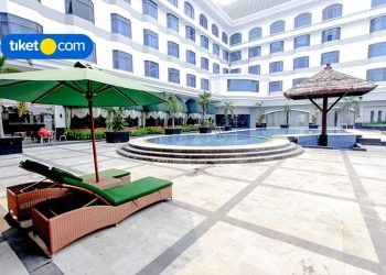 Hotel di Pekanbaru dengan Kolam Renang, Asyik Banget!