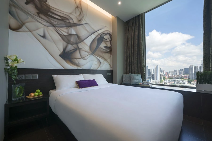 hotels near mrt station singapore