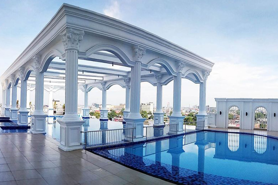 Hotel dekat mall di Medan