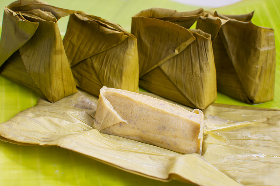 jajanan tradisional Makassar