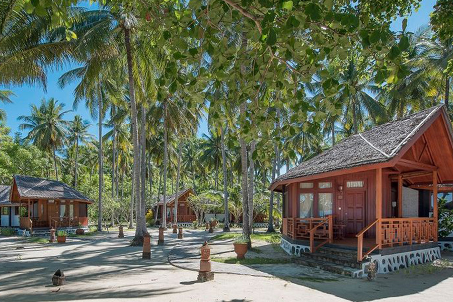 Hotel dan resort di Likupang