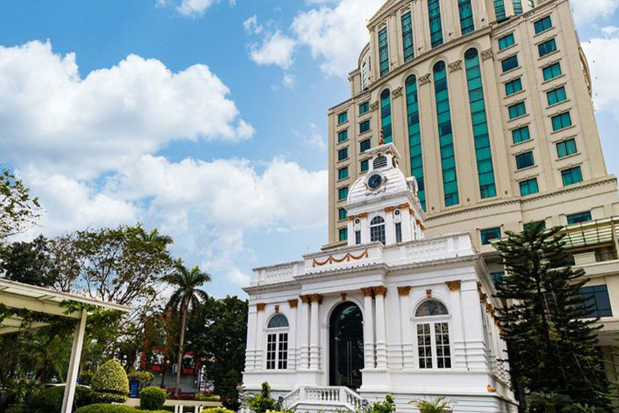Hotel dekat mall di Medan