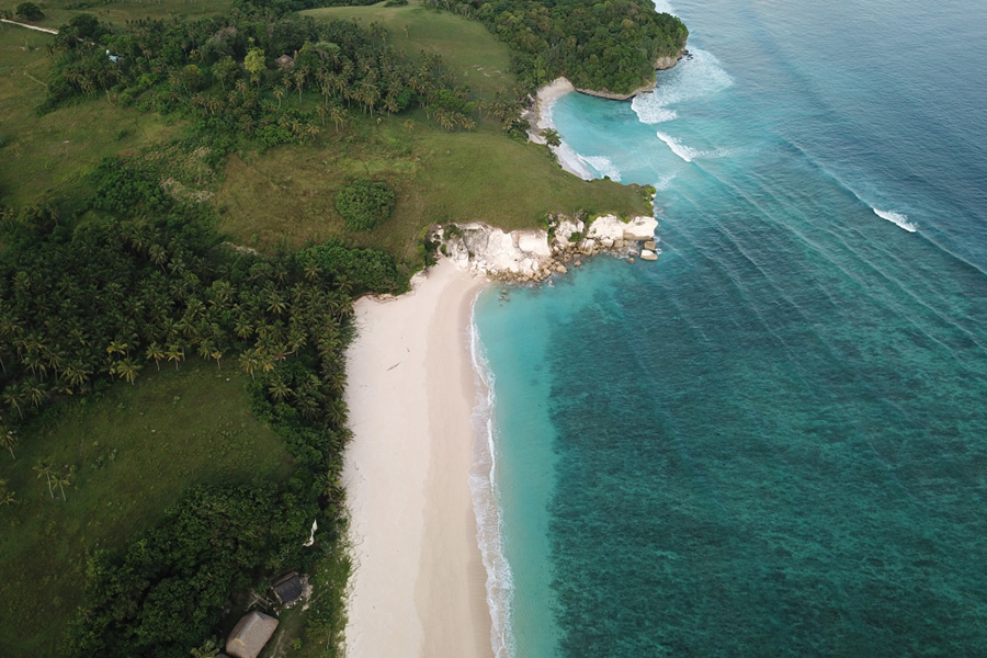 wisata alam sumba