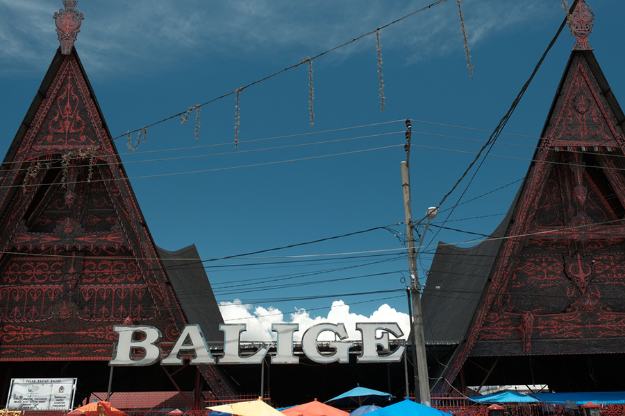tempat wisata dan hotel di balige toba