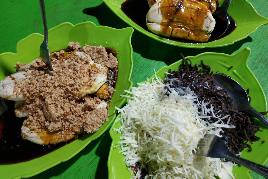 jajanan tradisional Makassar