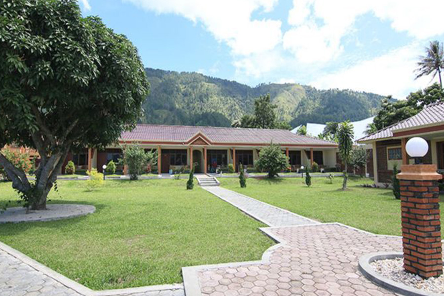 hotel di samosir danau toba