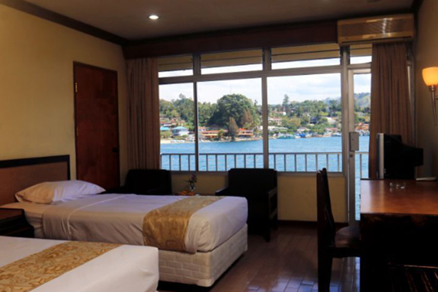 Hotel di Parapat