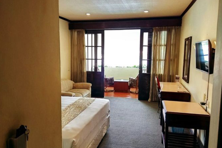 Hotel di Parapat