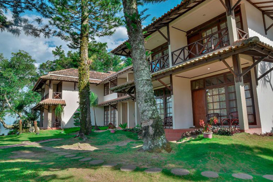 hotel di samosir danau toba