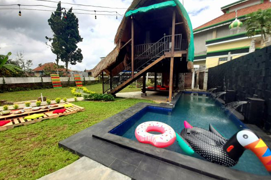 stilt house and pool