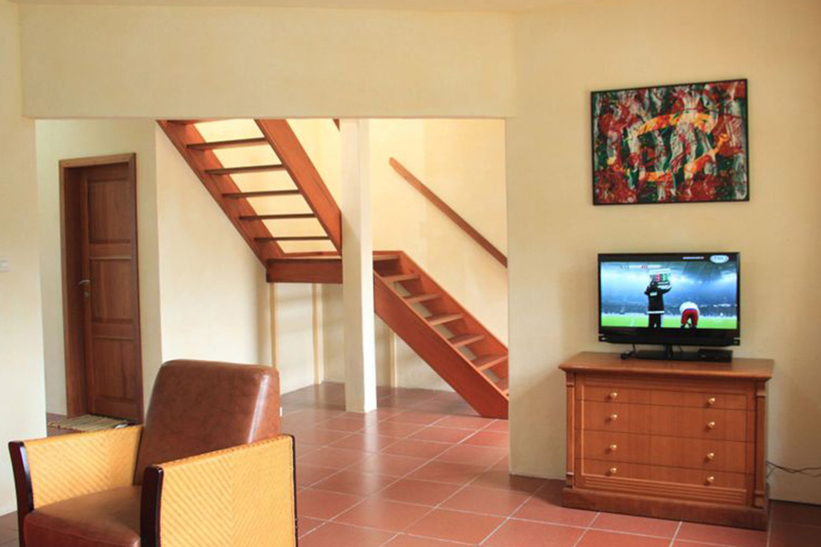 hotel di samosir danau toba