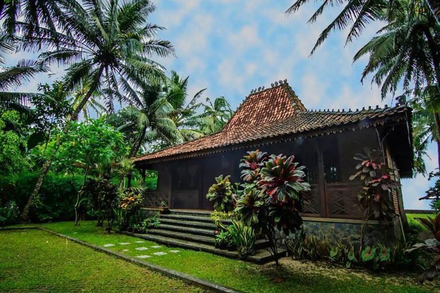 villa west java joglo sambolo