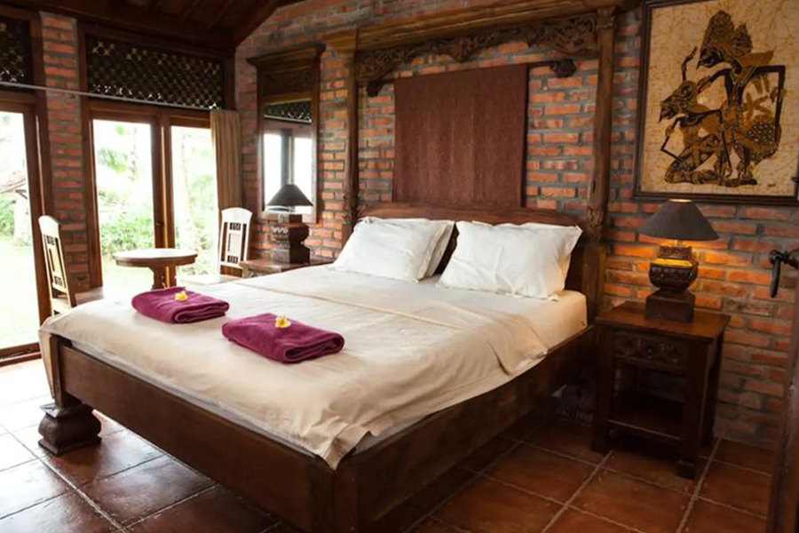 bedroom one king bed invilla west java joglo sambolo
