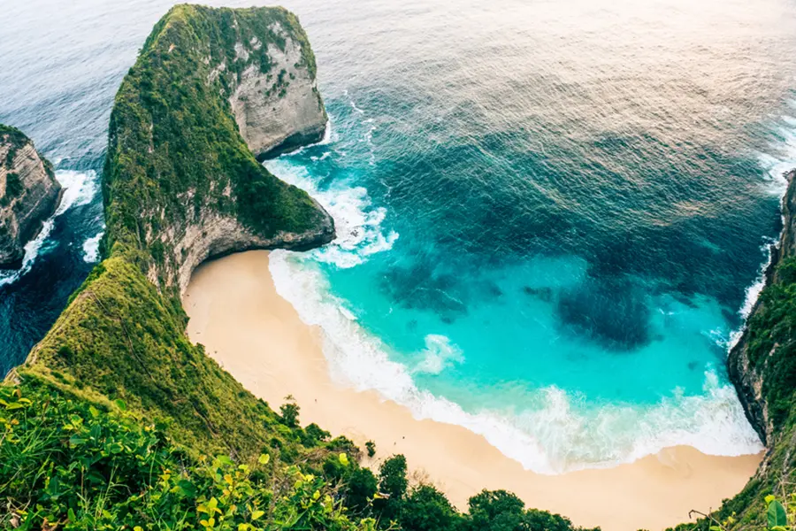 Tips Wisata Versi Susi Pudjiastuti