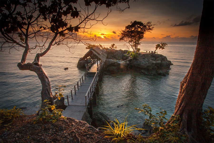 jelajahi pantai tanjung bira