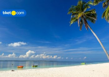 jelajahi pantai tanjung bira