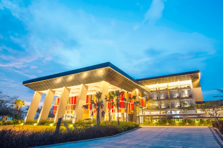 swiss-belresort belitung frontview