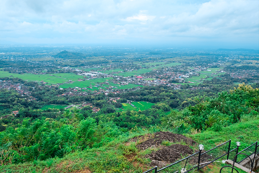 Panorama Alam di HeHa Sky View