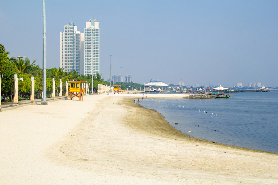 Pantai di Jakarta
