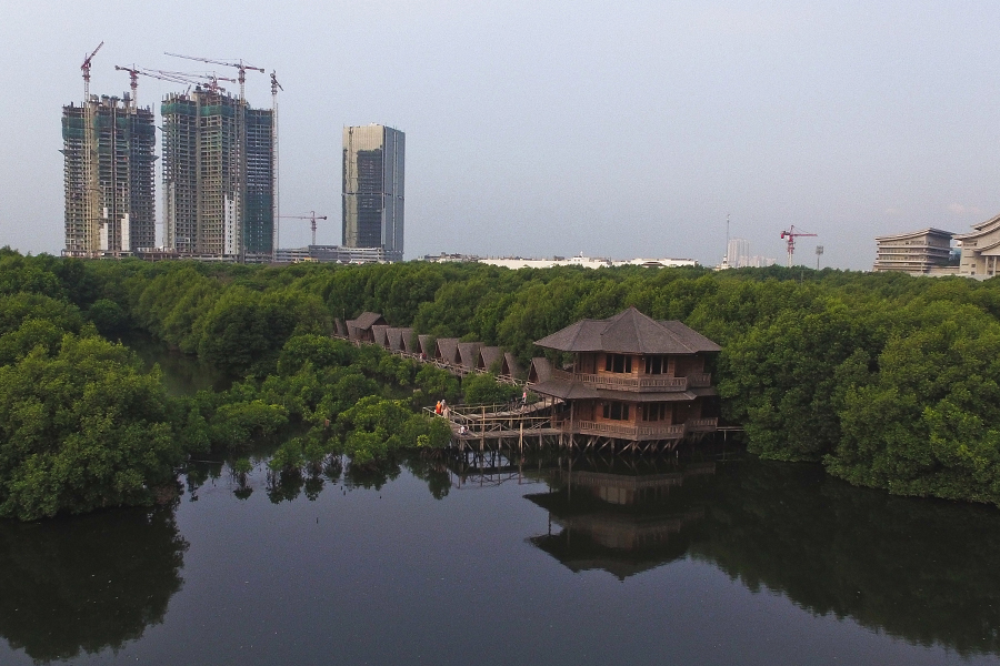 Pantai di Jakarta