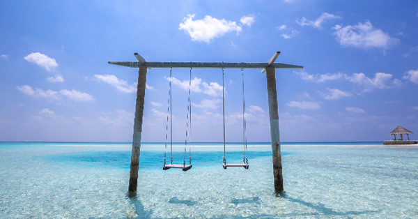Pulau Cinta Gorontalo - Bermain Ayunan di Pantai