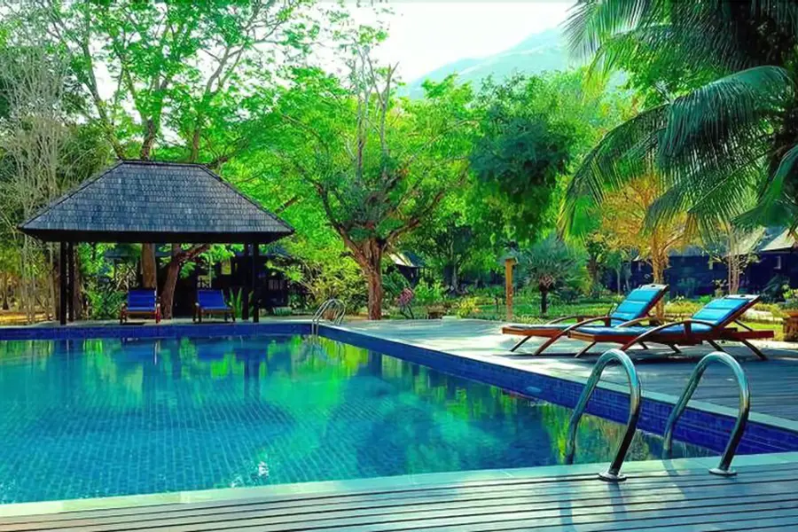 accommodations Labuan Bajo airport