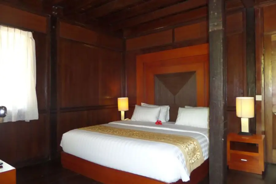 accommodations Labuan Bajo airport